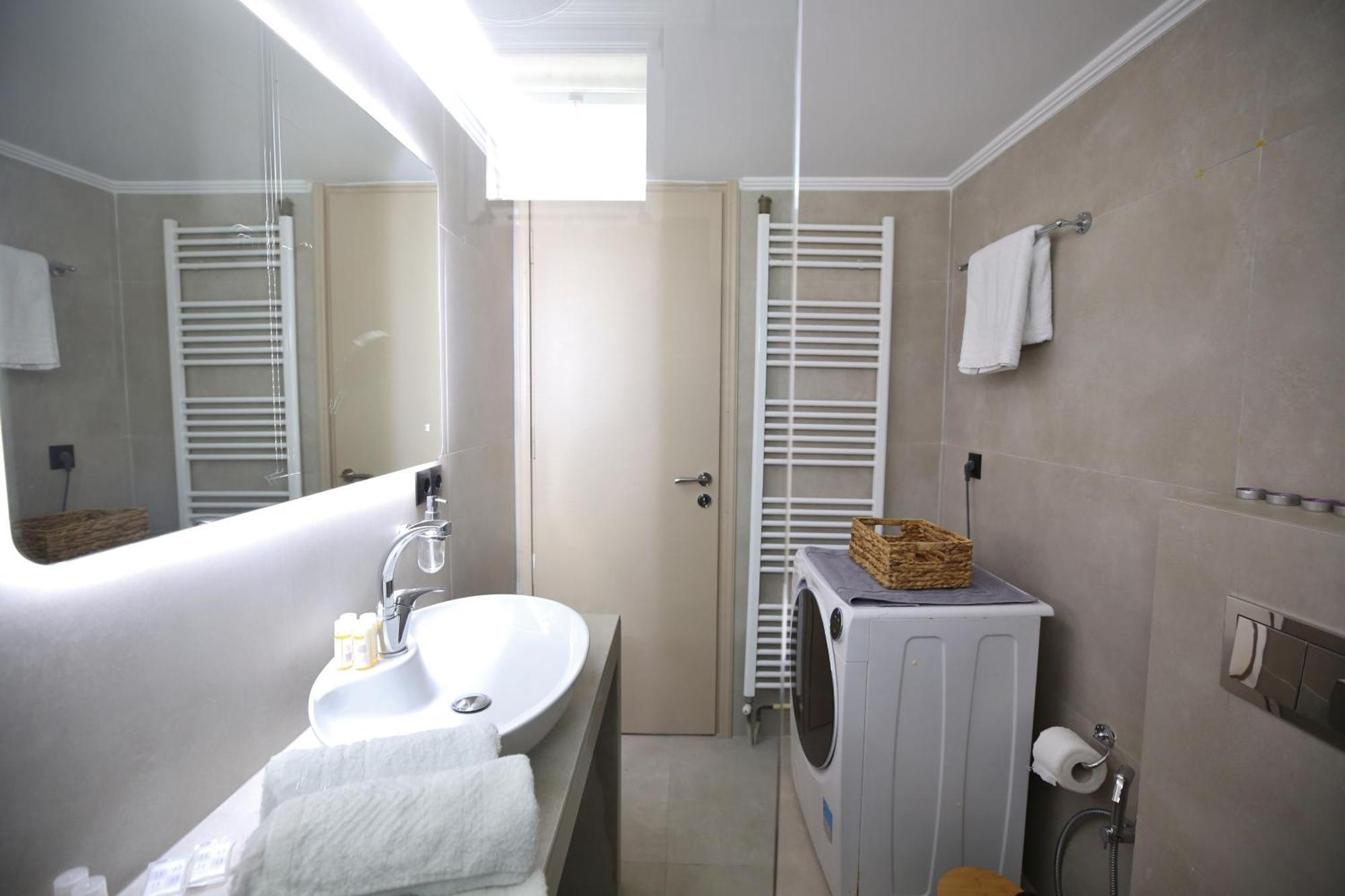 Lefkada Nidri Deluxe Suite Exterior photo